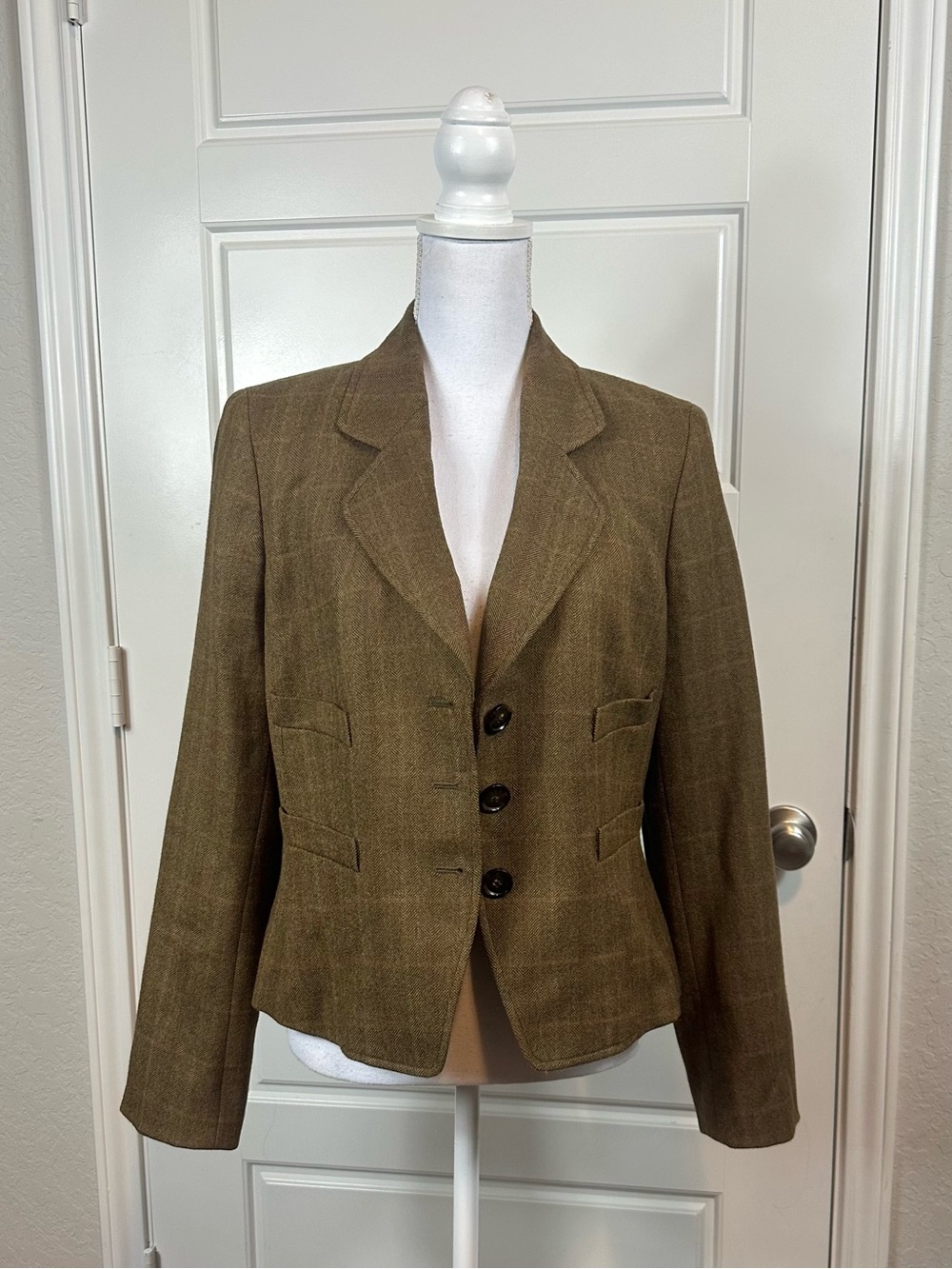 Ellen Tracy Classic 100% Wool Structured Silhouette Brown Plaid Blazer Size 10